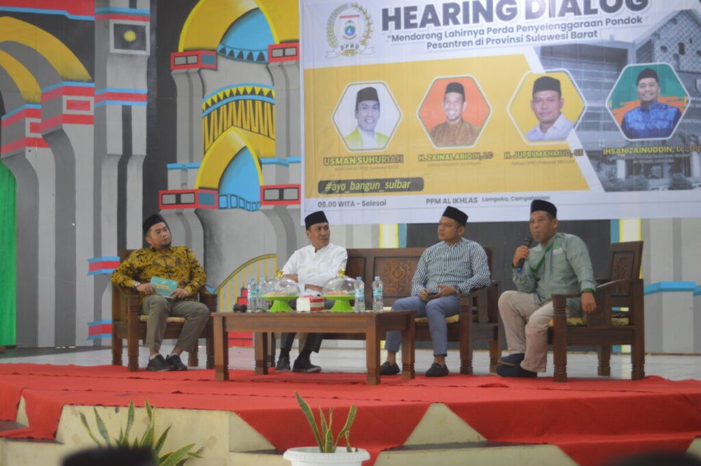 Wakil Ketua DPRD Sulbar Gelar Hearing Dialog di Ponpes Al Ikhlas Lampoko, Dorong Lahirnya Perda Pesantren